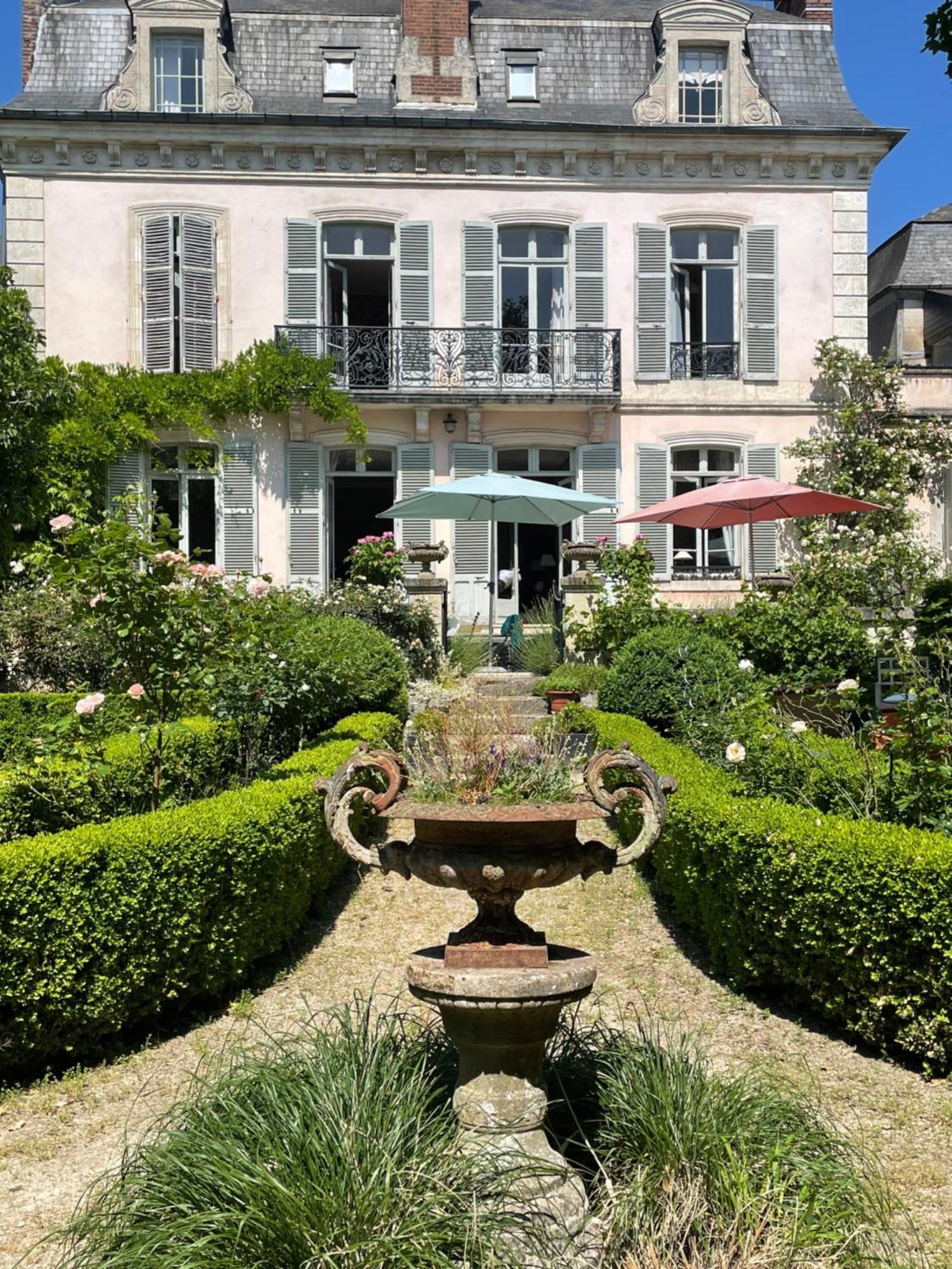 Hotel Belle Fontaine Bourges Exteriér fotografie